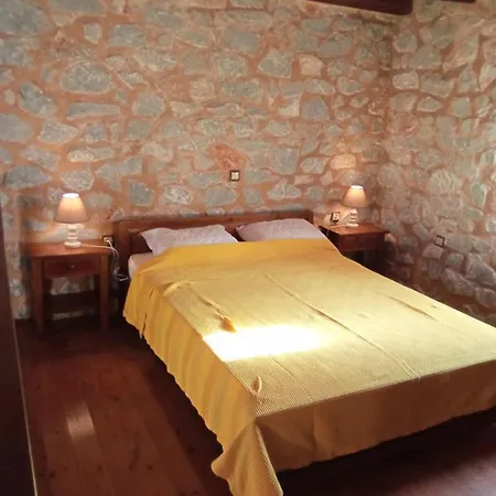 Villas Guest House *