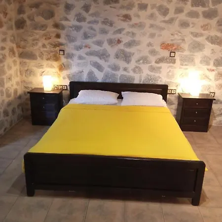 Villas Guest House 3* Vathi (Peloponnese)