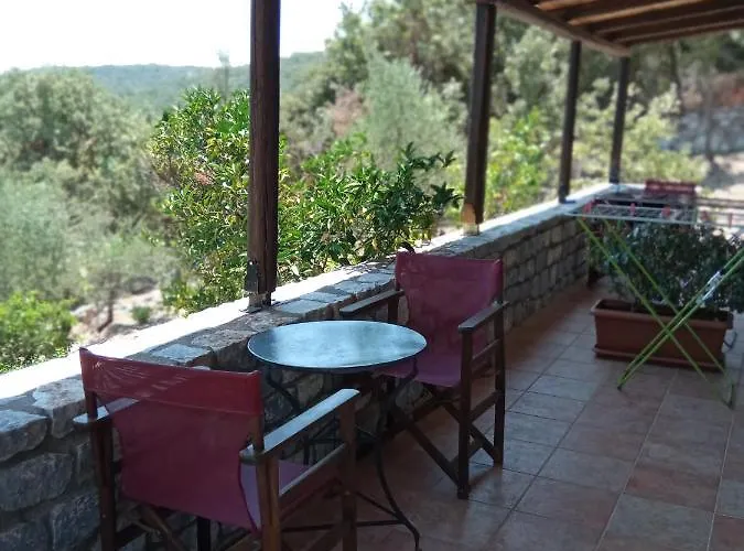 Villas Guest House 3* Vathi